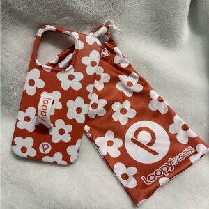 Loopy Case Auburn Daisies Floral Case